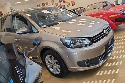 VW Touran 172.000 km 8.999 &euro; Bergisch Gladbach 51465