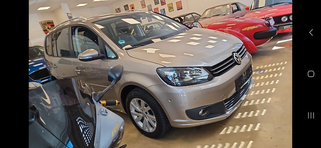 VW Touran 172.000 km 8.999 &euro; Bergisch Gladbach 51465