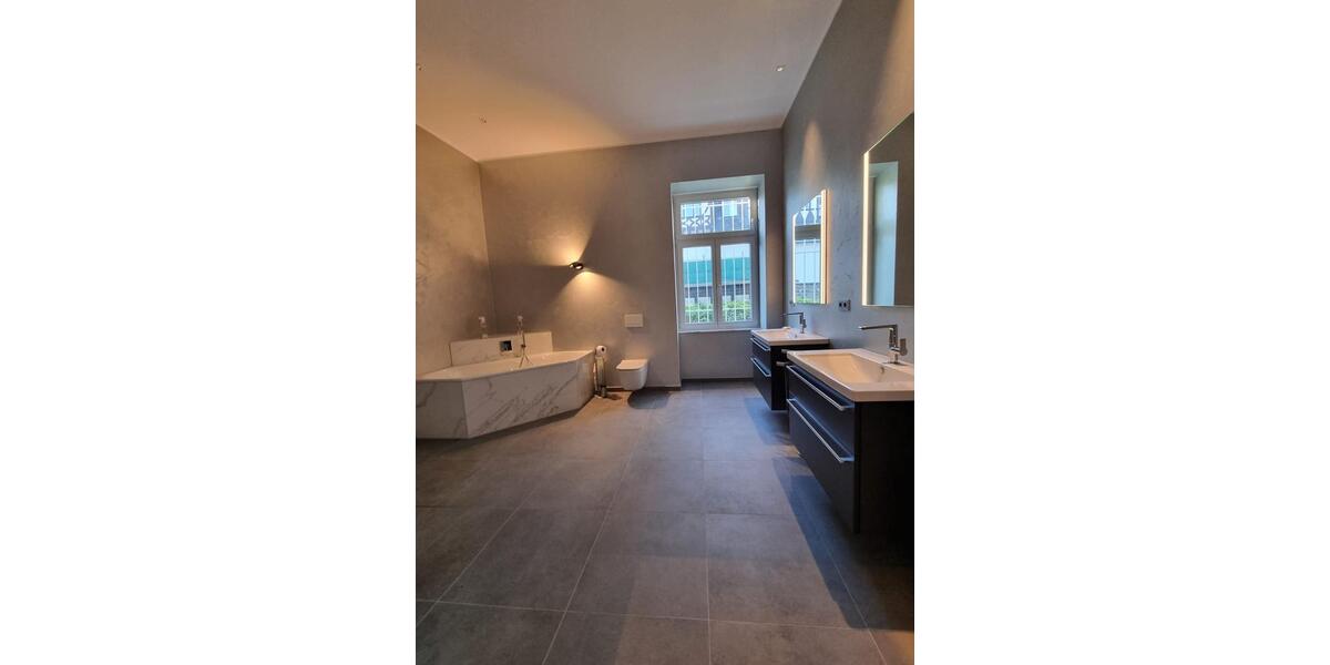 Erdgeschoßwohnung Wuppertal Gemarkung Langerfeld - 4 Zimmer, 200 m&sup2;, 2.600&euro; | Angebot:25394175