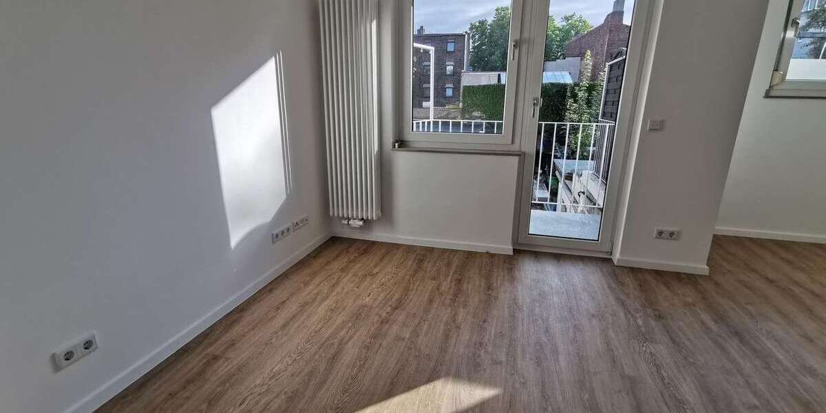 Etagenwohnung Düsseldorf Oberbilk - 1 Zimmer, 30 m&sup2;, 650&euro; | Angebot:26185954
