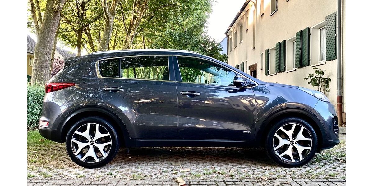 Kia Sportage 192.000 km 13.800 &euro; Düsseldorf 40227