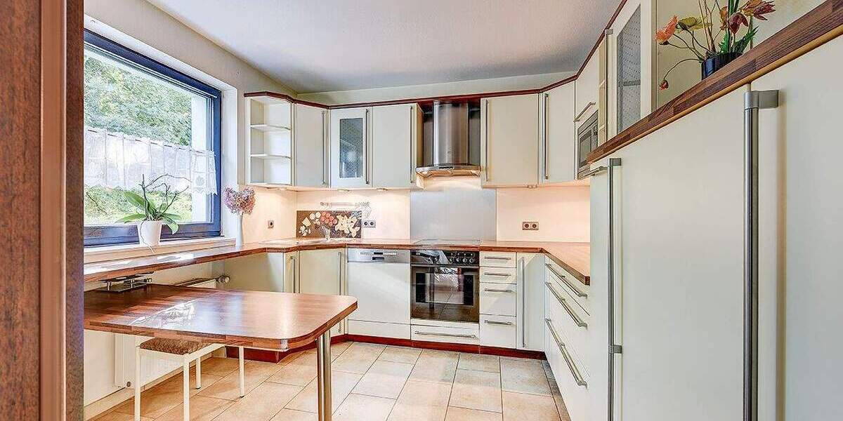 Reihenmittelhaus Düsseldorf Hubbelrath - 5 Zimmer, 124 m&sup2;, 549.000&euro; | Angebot:25744332