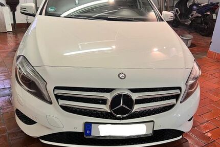 Mercedes-Benz A 180 77.493 km 13.990 &euro; Wuppertal 42115