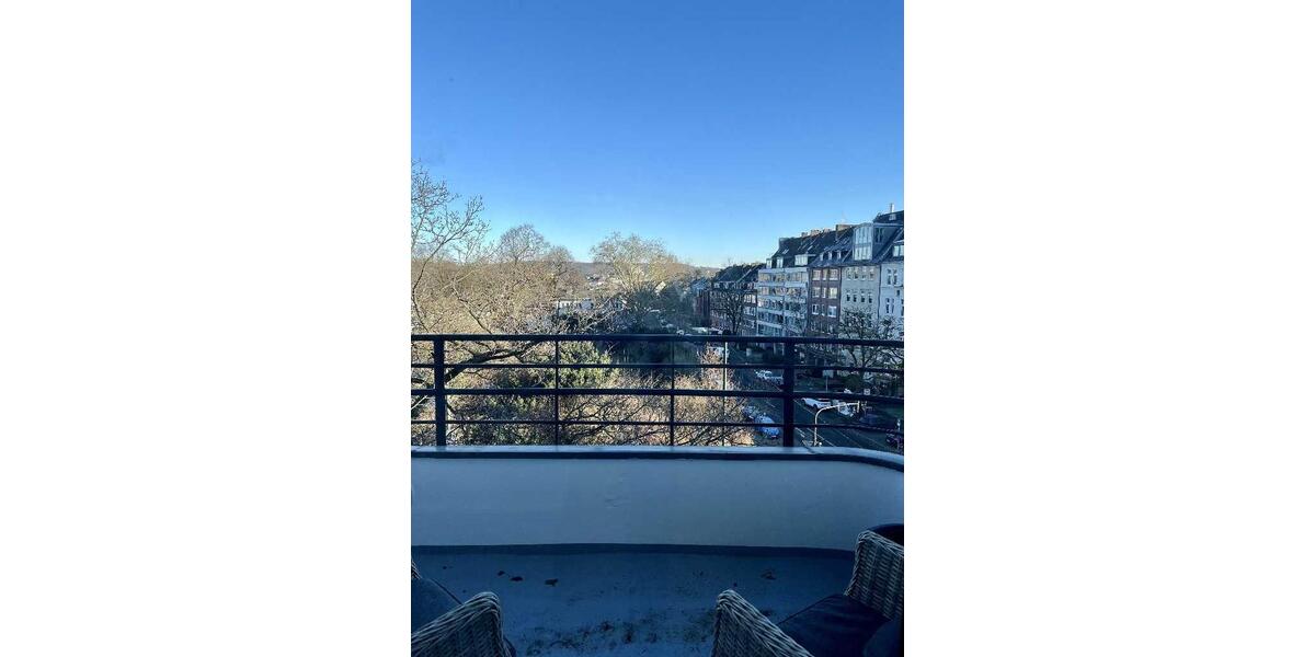 Etagenwohnung Düsseldorf Düsseltal - 3 Zimmer, 100 m&sup2;, 1.800&euro; | Angebot:24979256