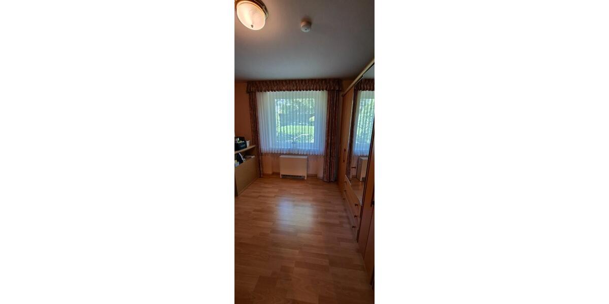 Hochparterre Solingen - 3 Zimmer, 102 m&sup2;, 244.000&euro; | Angebot:26765873