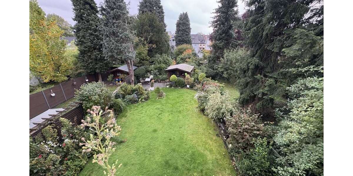 Einfamilienhaus Köln Junkersdorf - 14 Zimmer, 481 m&sup2;, 2.575.000&euro; | Angebot:26217656