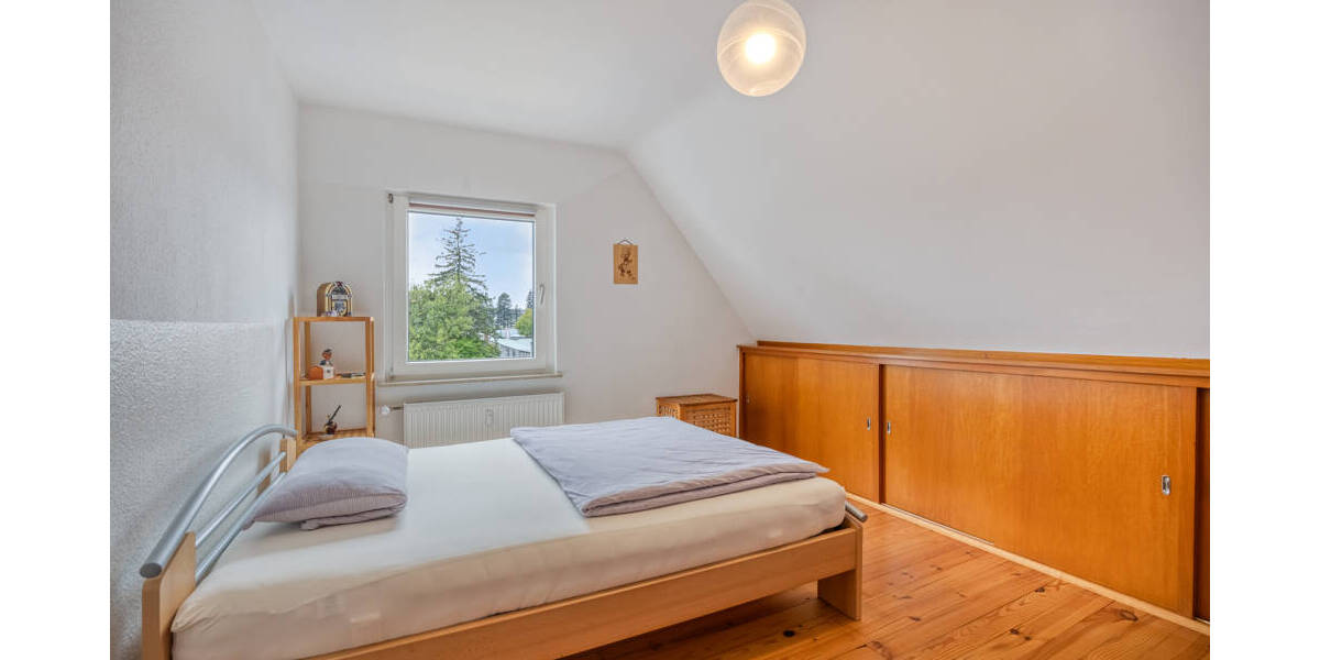 Mehrfamilienhaus, Wohnhaus Solingen Gräfrath - 9 Zimmer, 185 m&sup2;, 495.000&euro; | Angebot:26277372