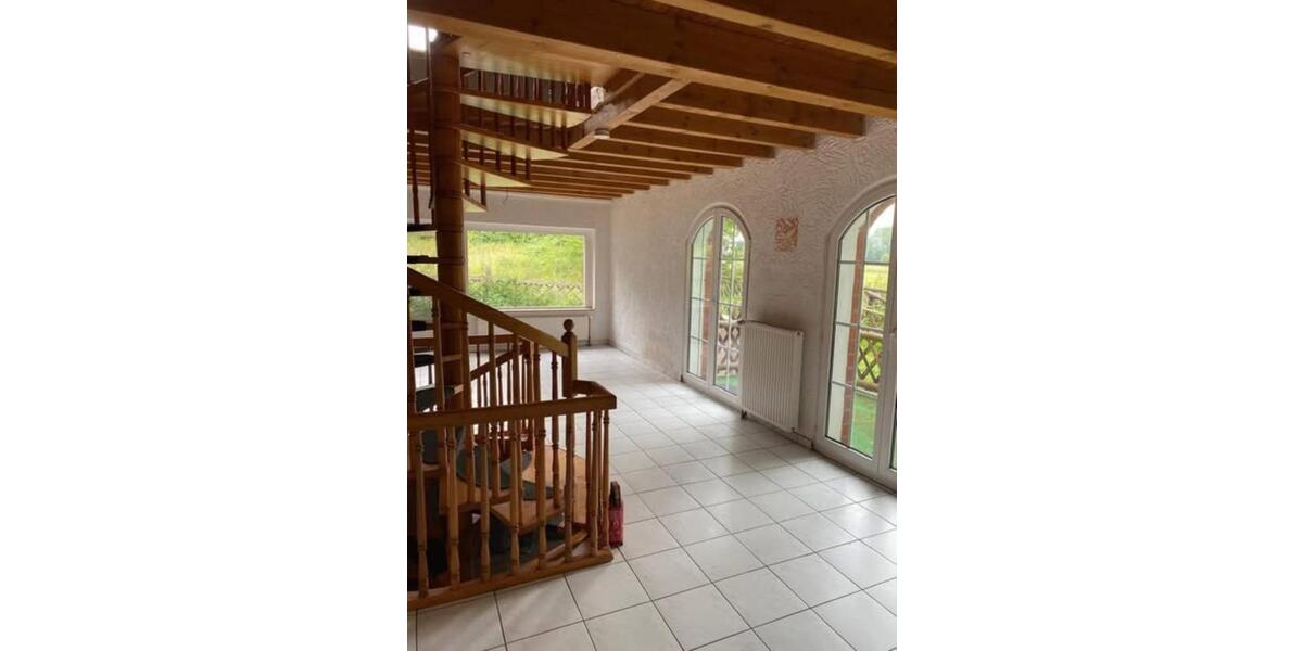 Etagenwohnung Pulheim - 4 Zimmer, 140 m&sup2;, 900&euro; | Angebot:25759308