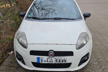 Abarth Grande Punto 224.000 km 9.000 &euro; Köln 51103