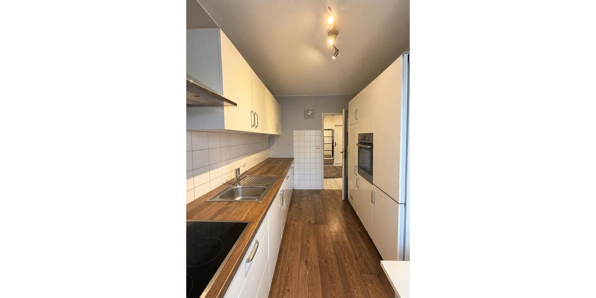 Hochparterre Köln Innenstadt - 3 Zimmer, 90 m&sup2;, 417.000&euro; | Angebot:26256476