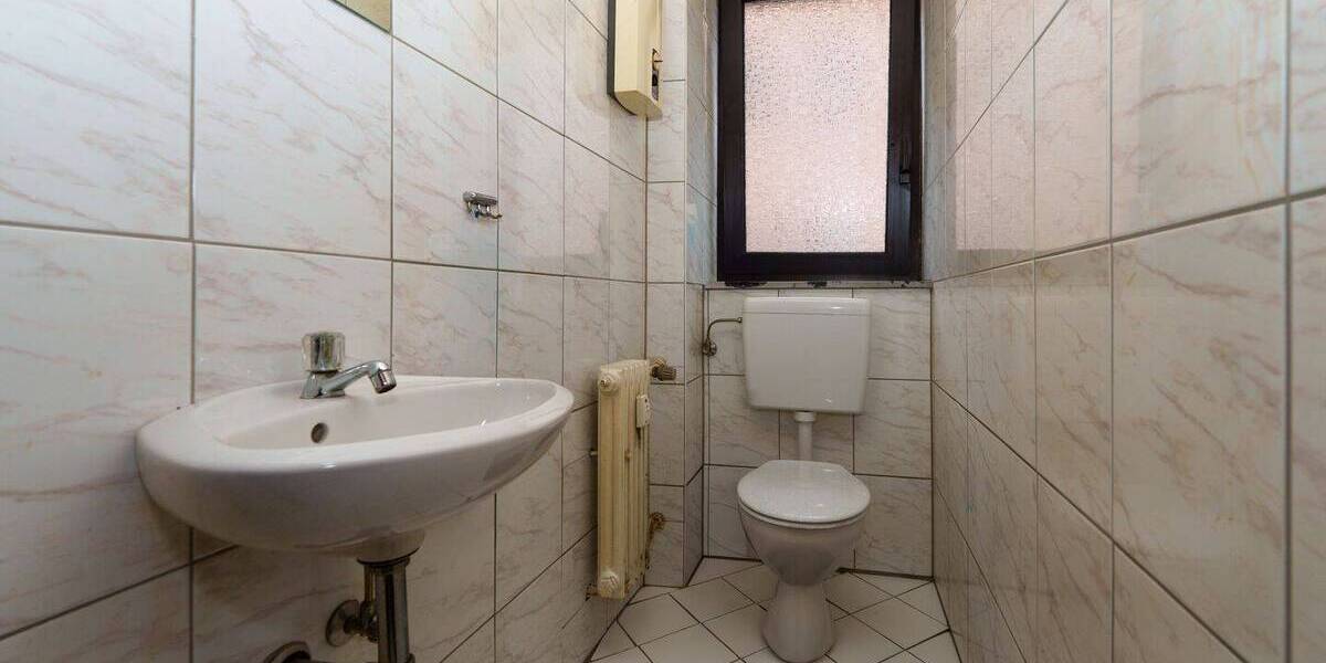 Etagenwohnung Neuss Rosellen - 3 Zimmer, 72 m&sup2;, 215.000&euro; | Angebot:26154718