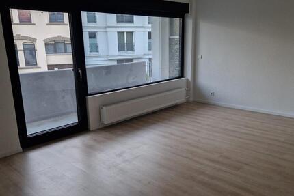Wohnung Solingen Central - 2 Zimmer, 61 m&sup2;, 610&euro; | Angebot:26120960