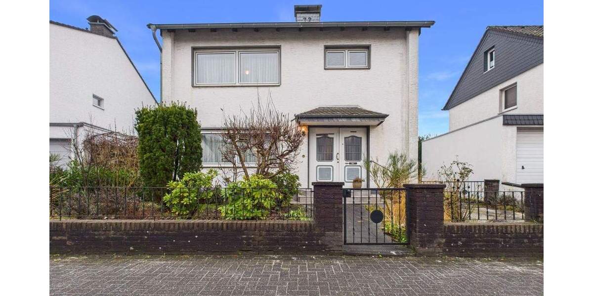 Einfamilienhaus Bergisch Gladbach / Refrath Alt-Refrath - 4 Zimmer, 110 m&sup2;, 420.000&euro; | Angebot:25691291