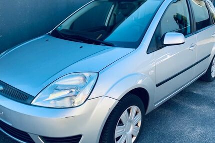 Ford Fiesta 153.500 km 1.700 &euro; Hilden 40723