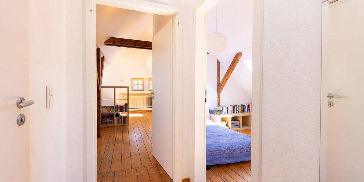 Einfamilienhaus Köln / Lövenich Lövenich - 8 Zimmer, 300 m&sup2;, 1.990.000&euro; | Angebot:25664367