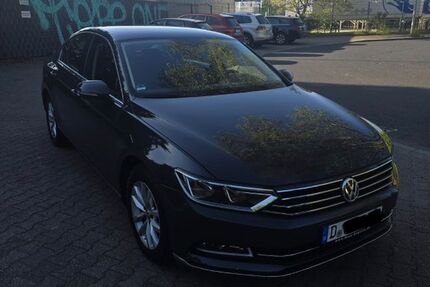 VW Passat 145.000 km 16.500 &euro; Düsseldorf 40225
