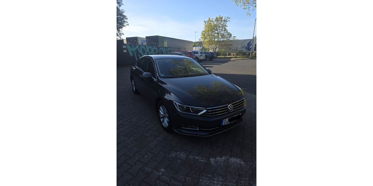 VW Passat 145.000 km 16.500 &euro; Düsseldorf 40225