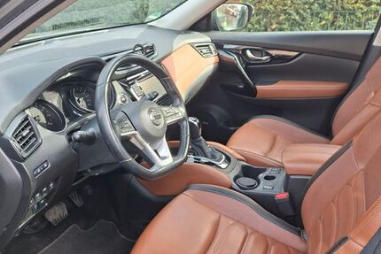 Nissan X-Trail 62.300 km 18.900 &euro; Neuss 41462