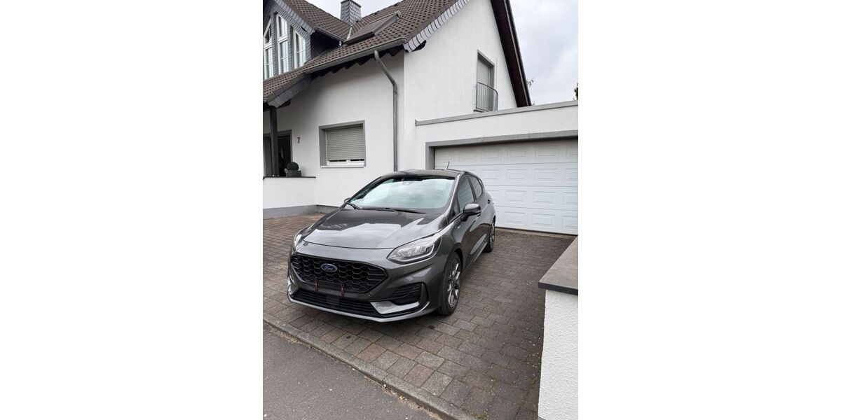 Ford Fiesta 37.000 km 16.999 &euro; Pulheim 50259
