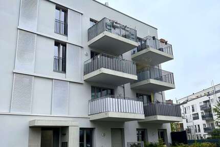Wohnung Düsseldorf Derendorf - 3 Zimmer, 74 m&sup2;, 1.100&euro; | Angebot:26836800