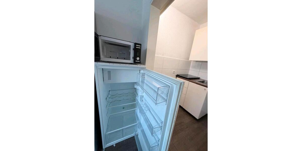 Etagenwohnung Düsseldorf Stadtbezirk 2 - 1 Zimmer, 29 m&sup2;, 1.150&euro; | Angebot:25867975