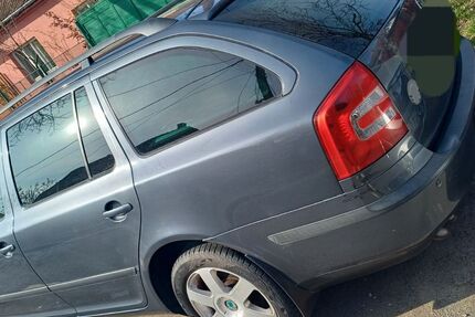 Skoda Octavia 220.000 km 2.490 &euro; Wuppertal 42239