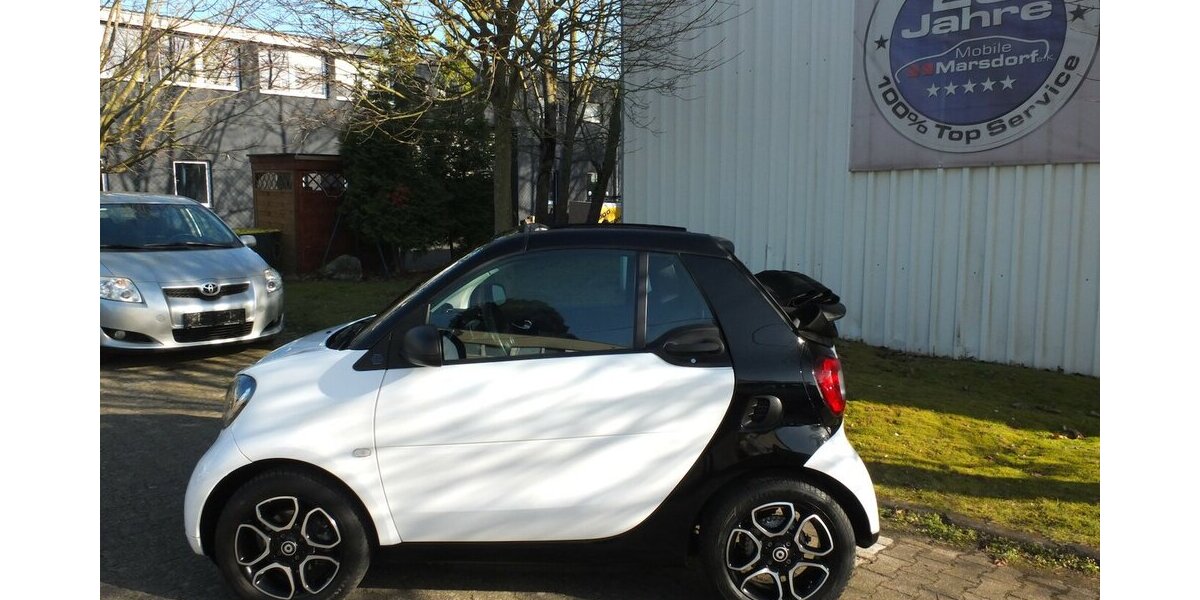 Smart ForTwo electric drive EQ PASSION KLIMAAUTOM SITZHE 35.255 km 10.450 &euro; Köln 50858