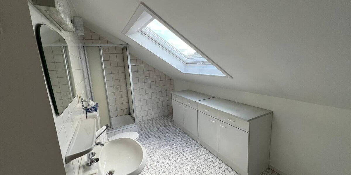 Einfamilienhaus Ratingen Lintorf - 1 Zimmer, 268 m&sup2;, 1.100.000&euro; | Angebot:26137001