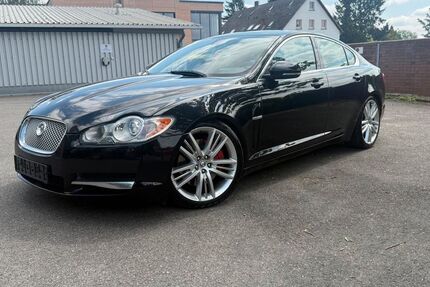Jaguar XF 186.000 km 4.950 &euro; Solingen 42699