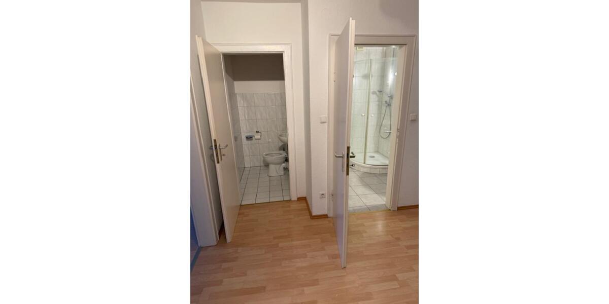 Dachgeschoßwohnung Pulheim - 3 Zimmer, 85 m&sup2;, 830&euro; | Angebot:25755281