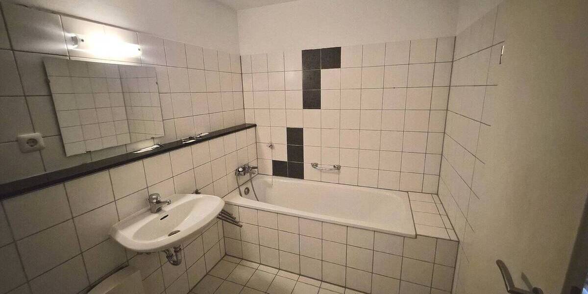 Etagenwohnung Kaarst Kaarst-Mitte - 3 Zimmer, 92 m&sup2;, 329.000&euro; | Angebot:26201849