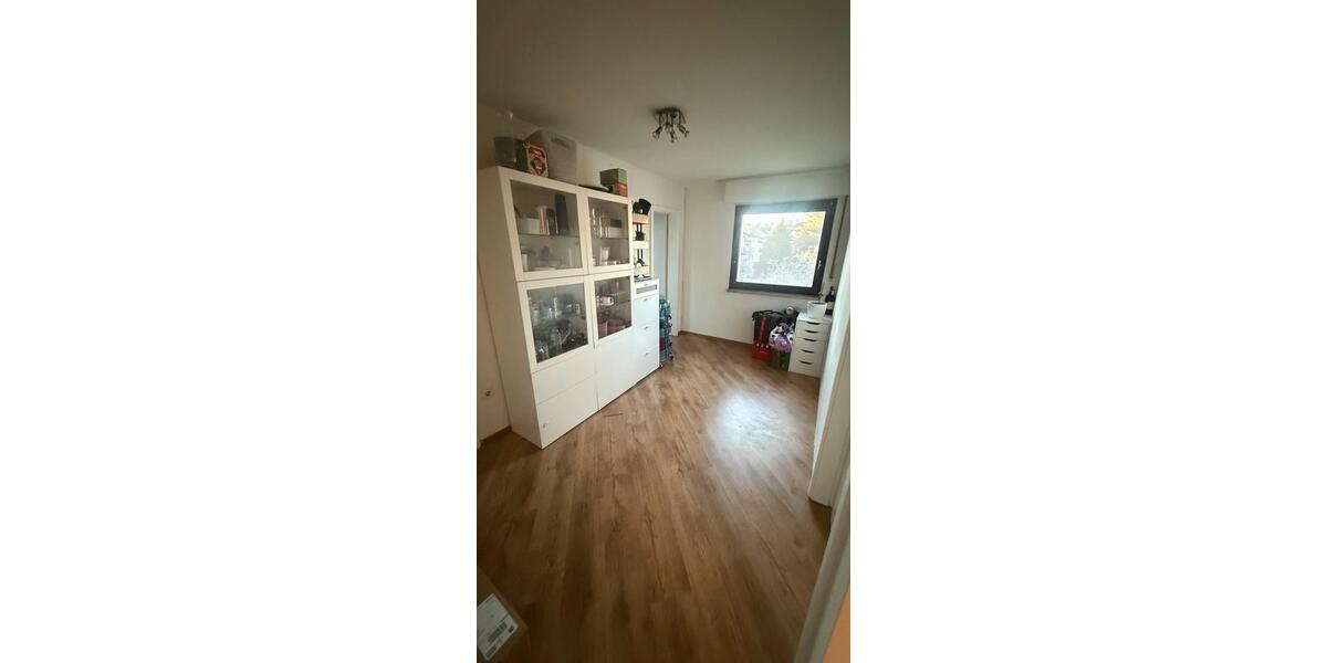 Dachgeschoßwohnung Köln Mülheim - 7 Zimmer, 100 m&sup2;, 490&euro; | Angebot:25308321