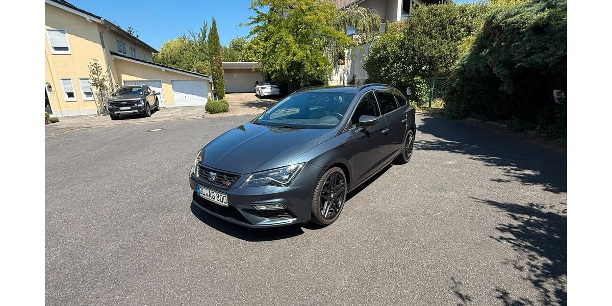 Seat Leon 90.850 km 17.399 &euro; Bergisch Gladbach 51429