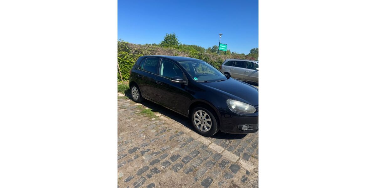VW Golf 158.000 km 3.990 &euro; Köln 50935