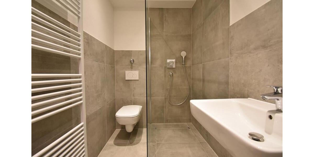 Etagenwohnung Düsseldorf - 2 Zimmer, 59 m&sup2;, 1.100&euro; | Angebot:19755301