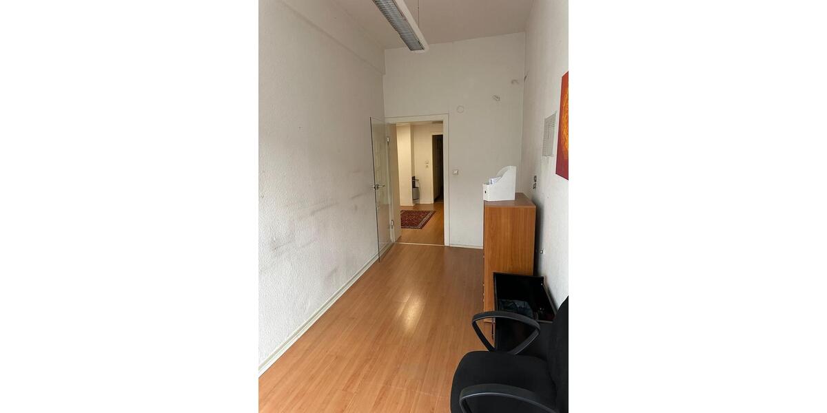 Gewerbeobjekt Düsseldorf Stadtbezirk 3 - 1.750&euro; | Angebot:25309918