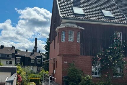 Haus Wuppertal Barmen - 8 Zimmer, 200 m&sup2;, 449.000&euro; | Angebot:26285567