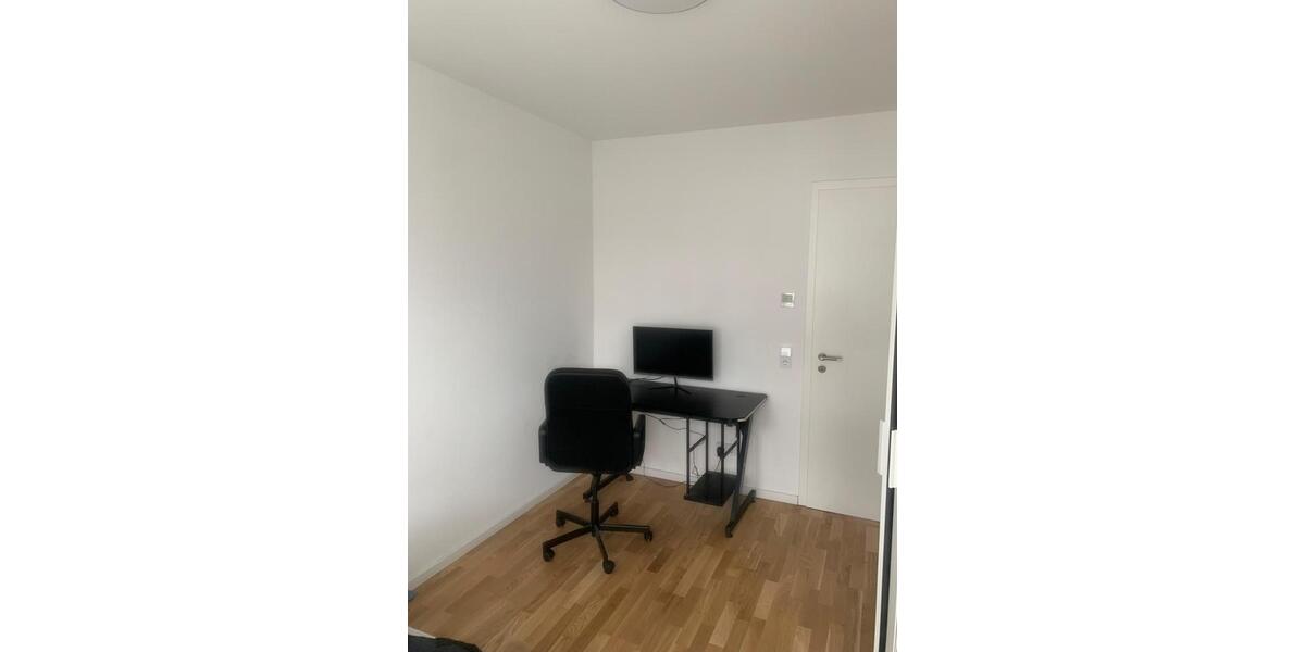 Etagenwohnung Bergisch Gladbach - 3 Zimmer, 95 m&sup2;, 1.450&euro; | Angebot:24119005
