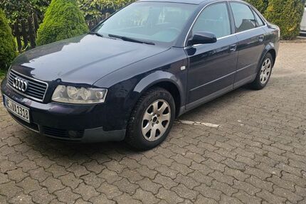 Audi A4 240.000 km 899 &euro; Grevenbroich 41516