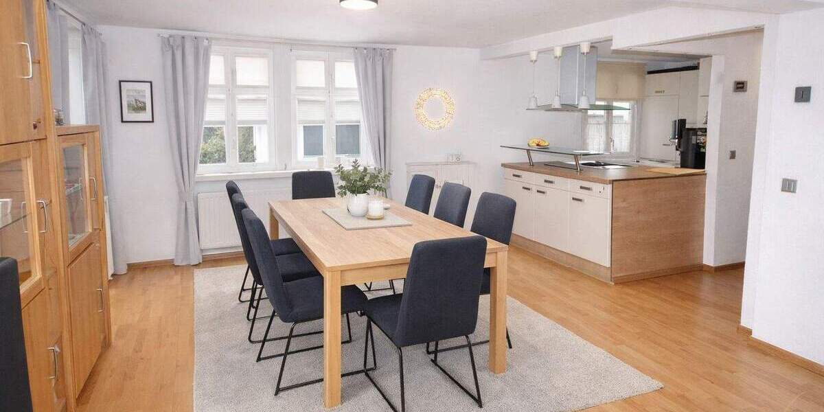Mehrfamilienhaus, Wohnhaus Solingen / Wald Wald - 8 Zimmer, 140 m&sup2;, 299.000&euro; | Angebot:25836206