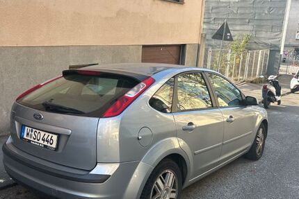 Ford Focus 220.000 km 2.300 &euro; Wuppertal 42289