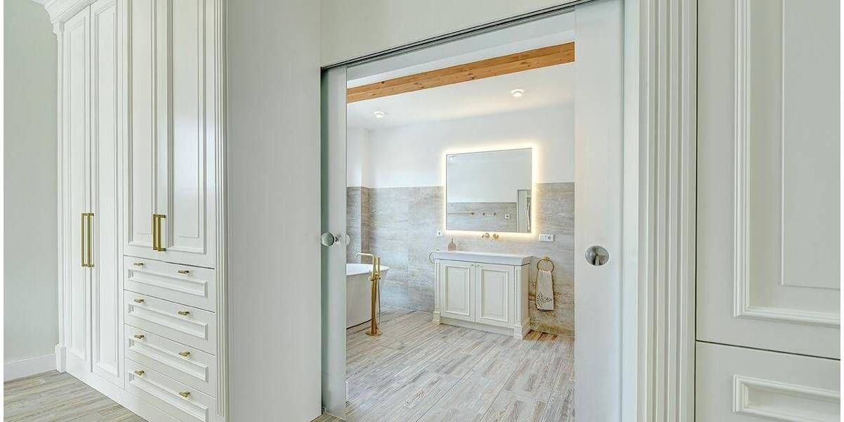 Einfamilienhaus Düsseldorf Hubbelrath - 9 Zimmer, 485 m&sup2;, 2.990.000&euro; | Angebot:26204659