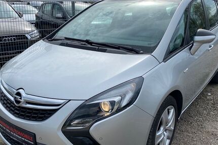 Opel Zafira Tourer 203.000 km 3.990 &euro; Düsseldorf 40231