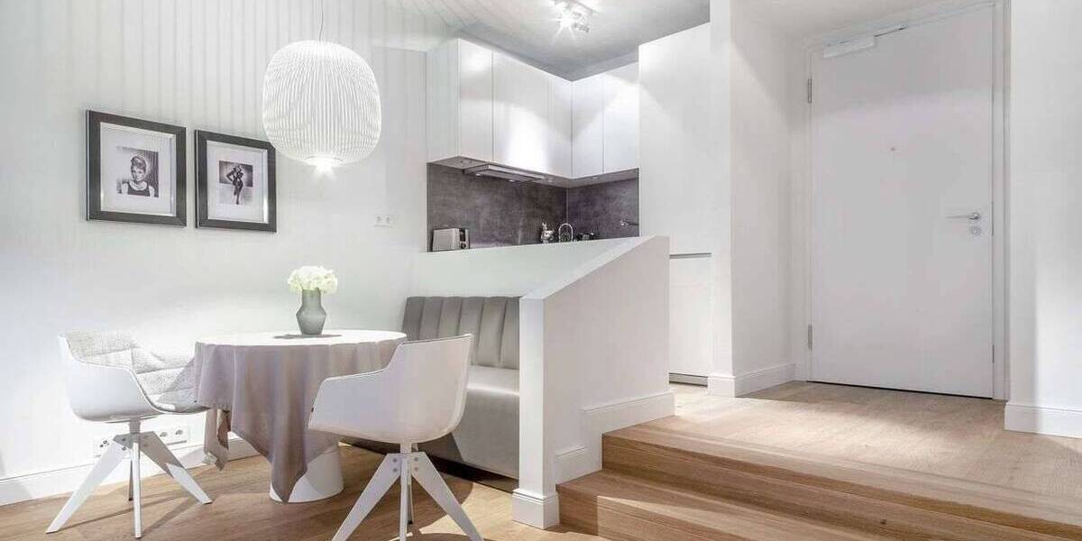 Etagenwohnung Düsseldorf Altstadt - 2 Zimmer, 55 m&sup2;, 1.600&euro; | Angebot:26826256