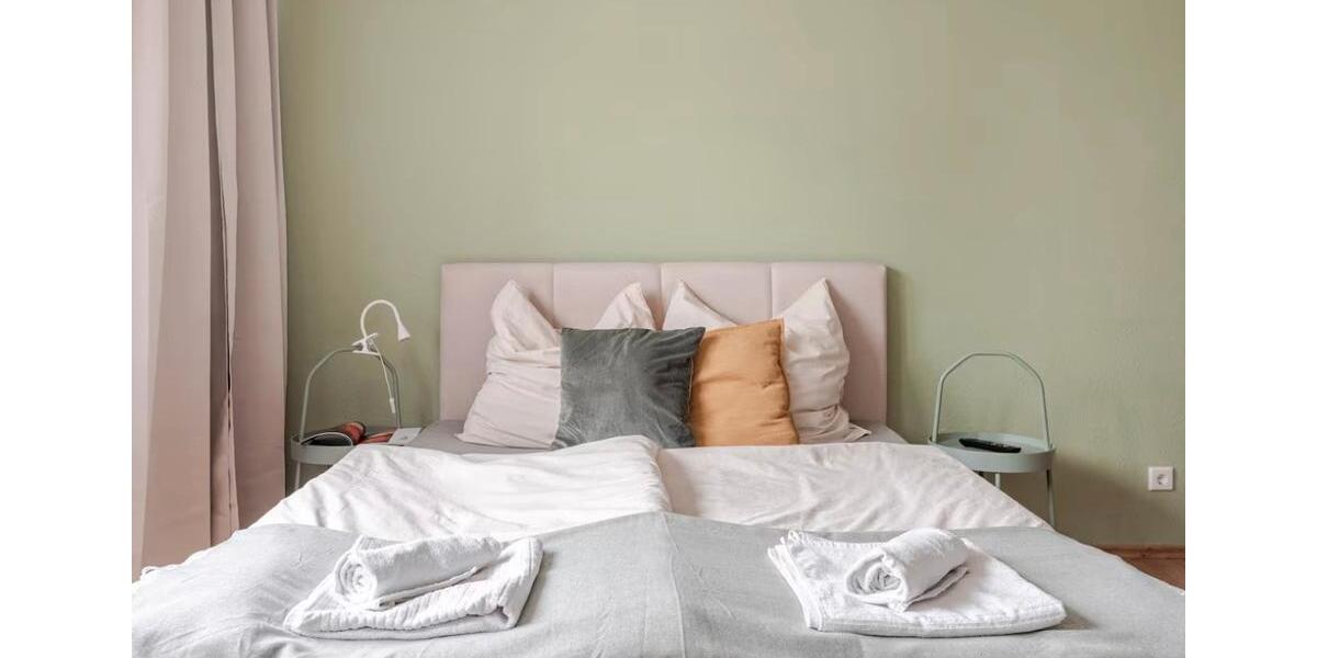 Etagenwohnung Köln Ehrenfeld - 1 Zimmer, 32 m&sup2;, 1.750&euro; | Angebot:25962560