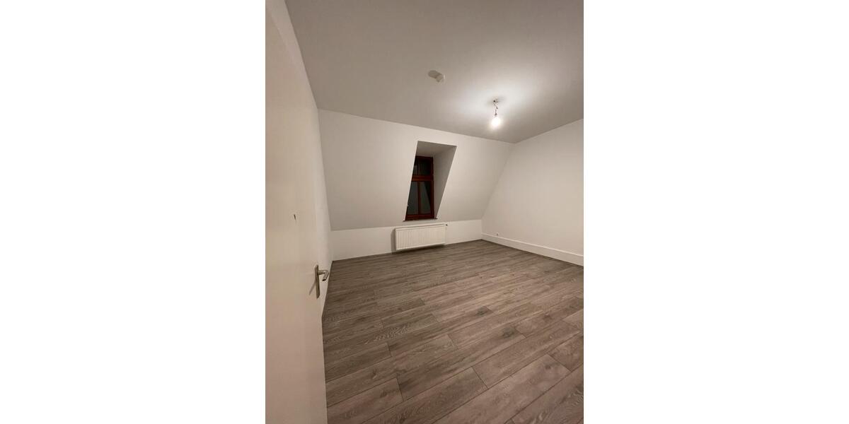 Etagenwohnung Wuppertal Gemarkung Langerfeld - 3 Zimmer, 75 m&sup2;, 492&euro; | Angebot:24704095