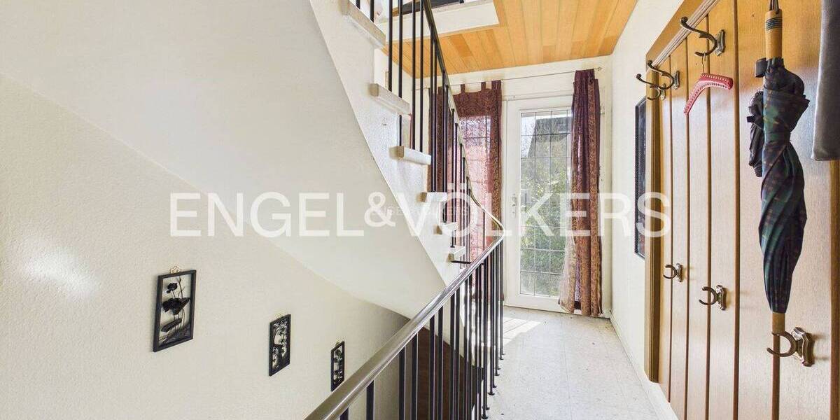 Reihenendhaus Willich Schiefbahn - 7 Zimmer, 193 m&sup2;, 375.000&euro; | Angebot:26247754