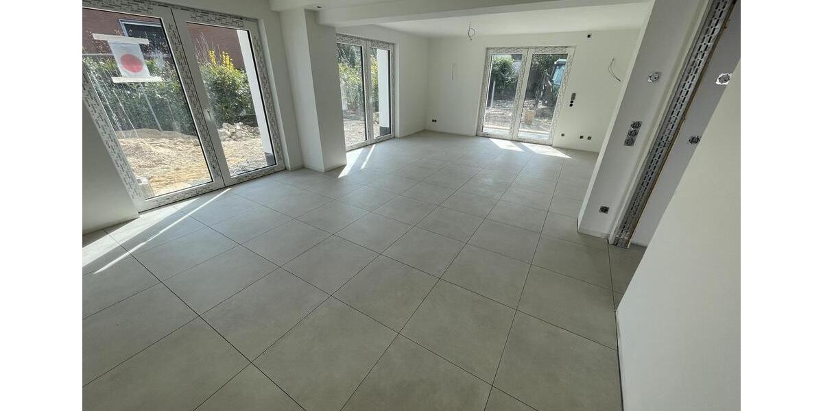 Maisonettenwohnung Mettmann - 4 Zimmer, 190 m&sup2;, 2.650&euro; | Angebot:25840068