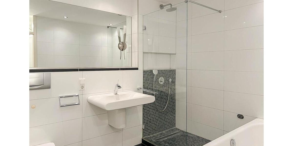 Erdgeschoßwohnung Meerbusch Necklenbroich - 5 Zimmer, 153 m&sup2;, 2.295&euro; | Angebot:25379009