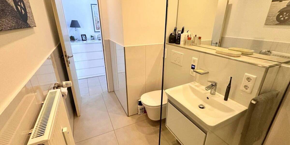 Etagenwohnung Neuss Rosellen - 2 Zimmer, 62 m&sup2;, 209.000&euro; | Angebot:26276444